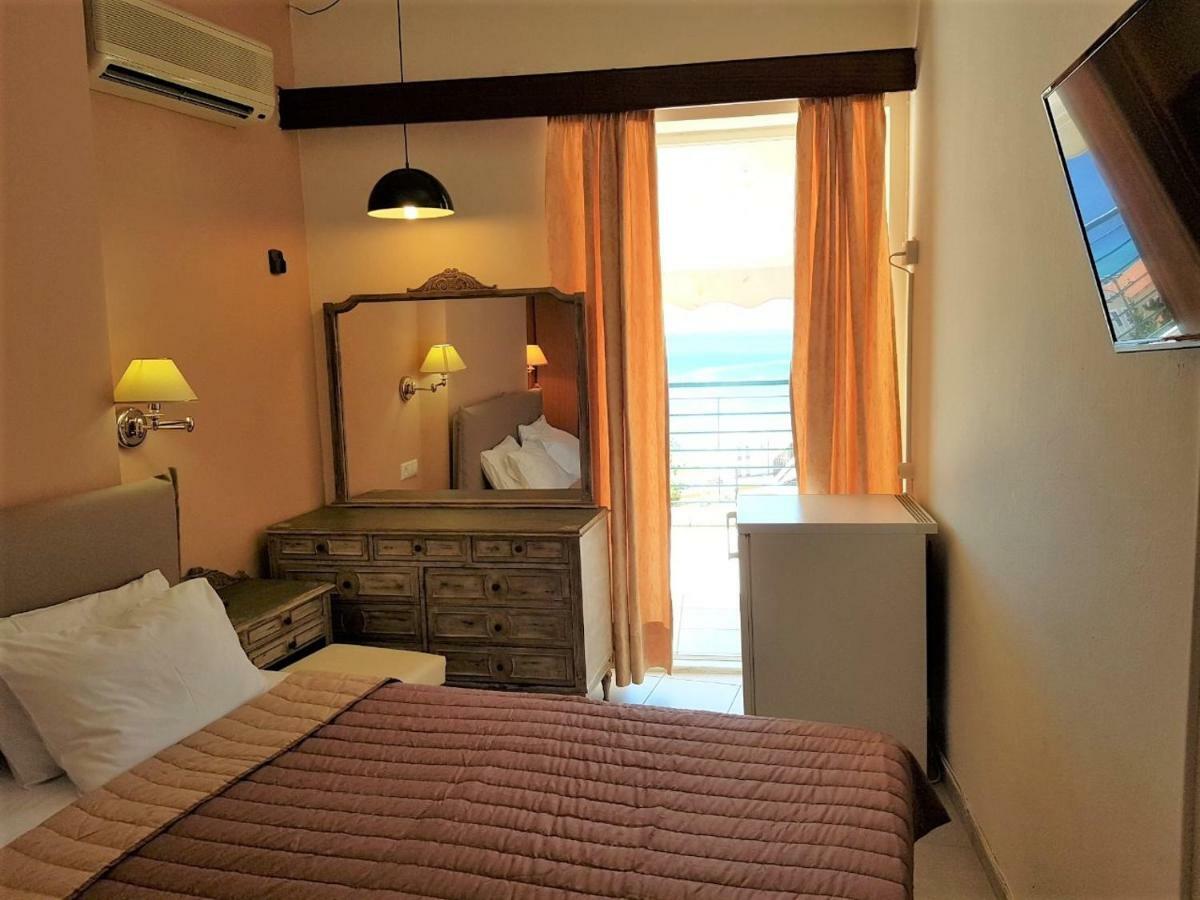 Mitho Hotel Spa Loutra Aidhipsou Exteriör bild